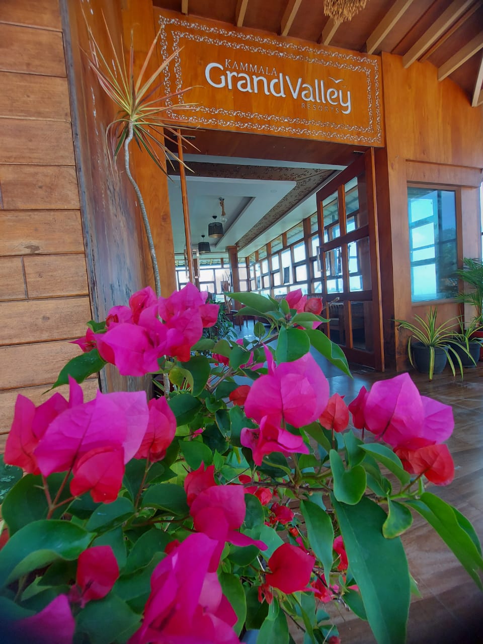 Grand Valley Resort